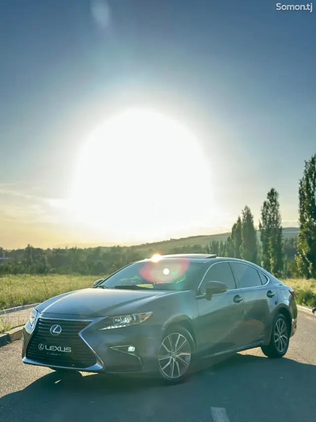 Lexus ES series 2016 · 3.0 AT