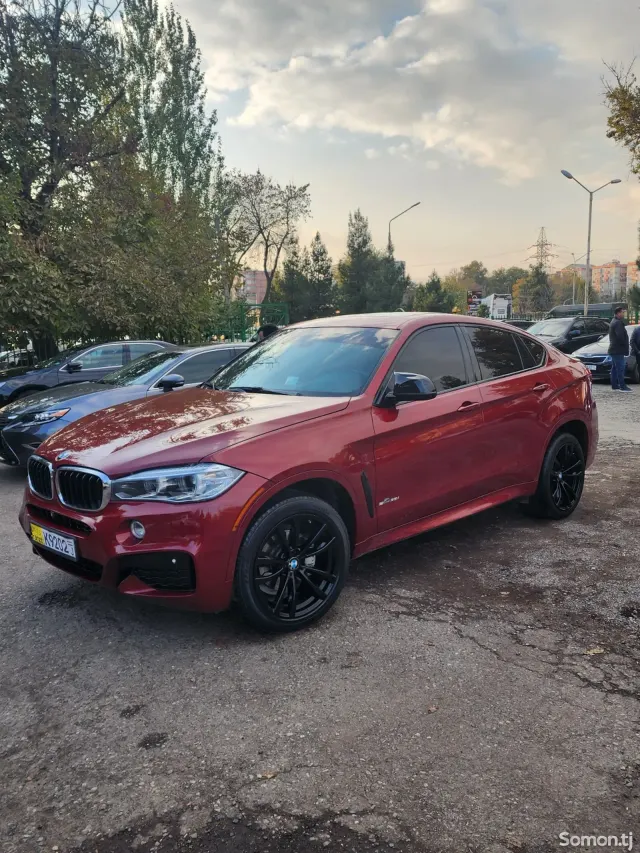 BMW X6 M 2017 · 3.0 AT