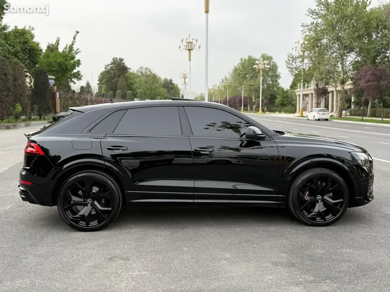 Audi Q8 2020 · 4.0 AT