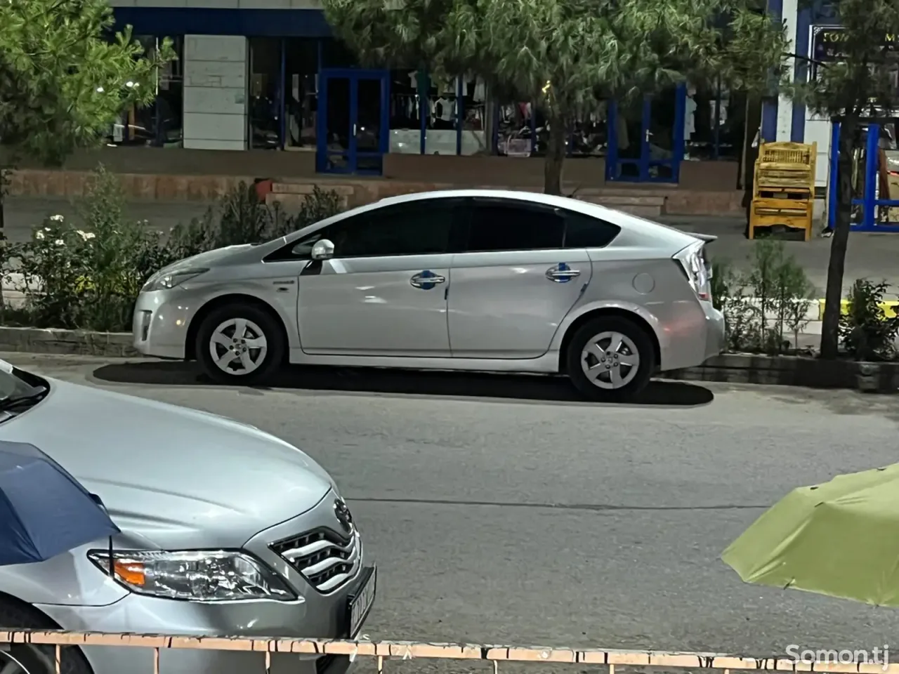 Toyota Prius 2010 · 1.8 CVT
