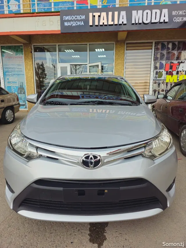 Toyota Yaris 2018 · 1.5 AT