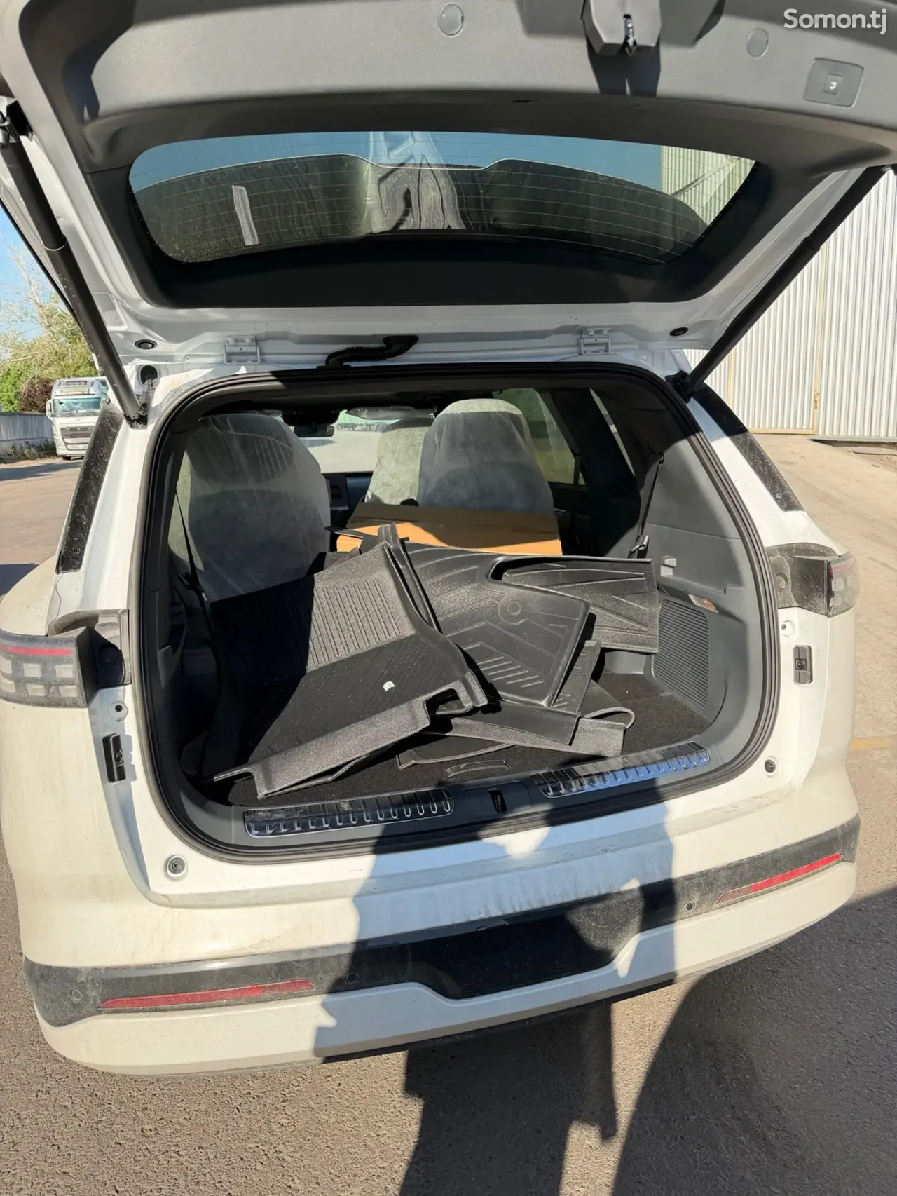 Dongfeng EP 008 2026 · 2.0 AT