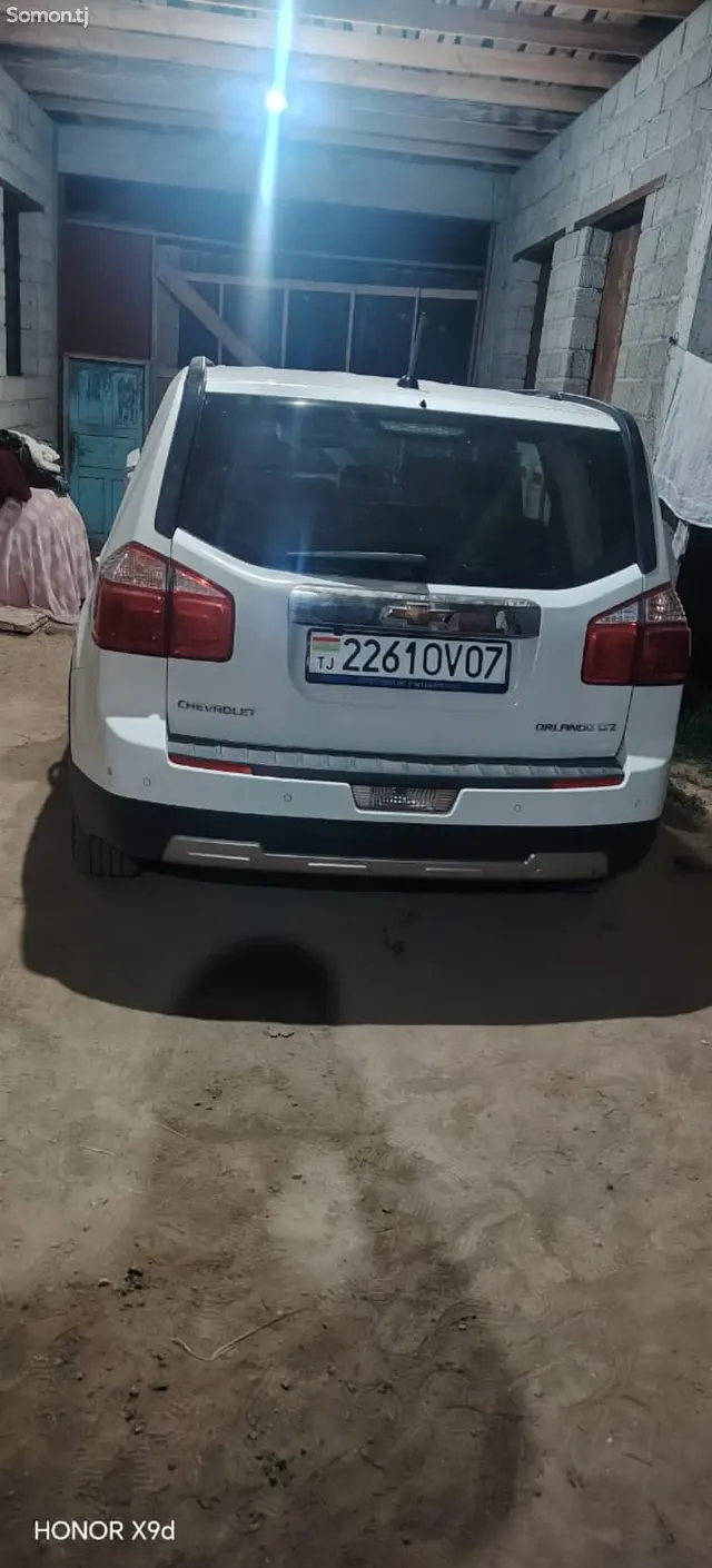 Chevrolet Orlando 2015 · 2.0 AT