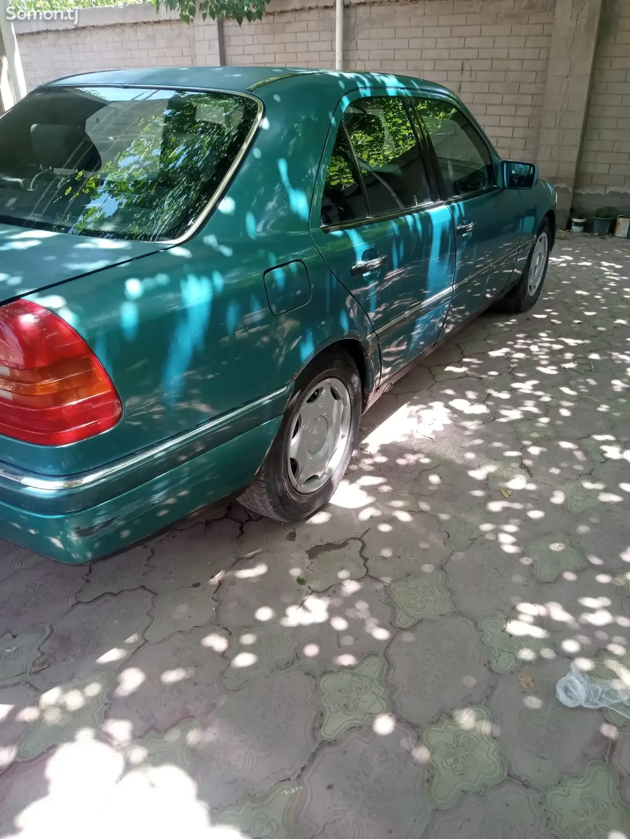 Mercedes-Benz C class 1996 · 2.0 MT