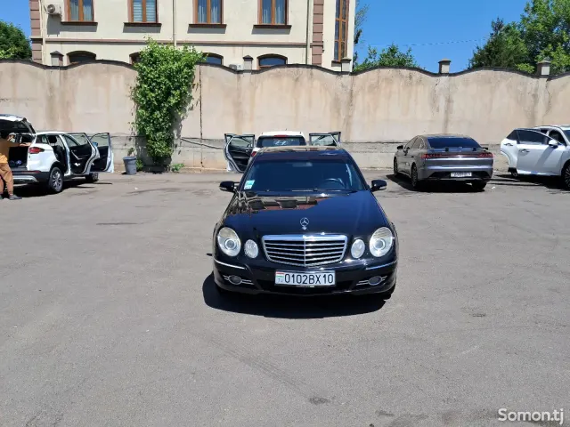 Mercedes-Benz E class 2008 · 3.5 AT