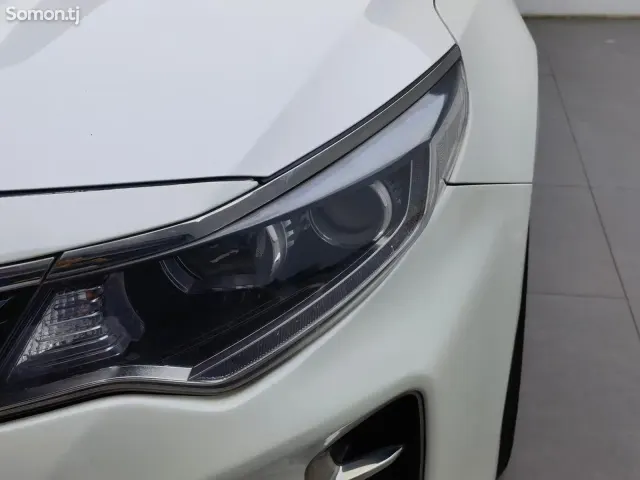 Kia K5 2016 · 1.6 AT