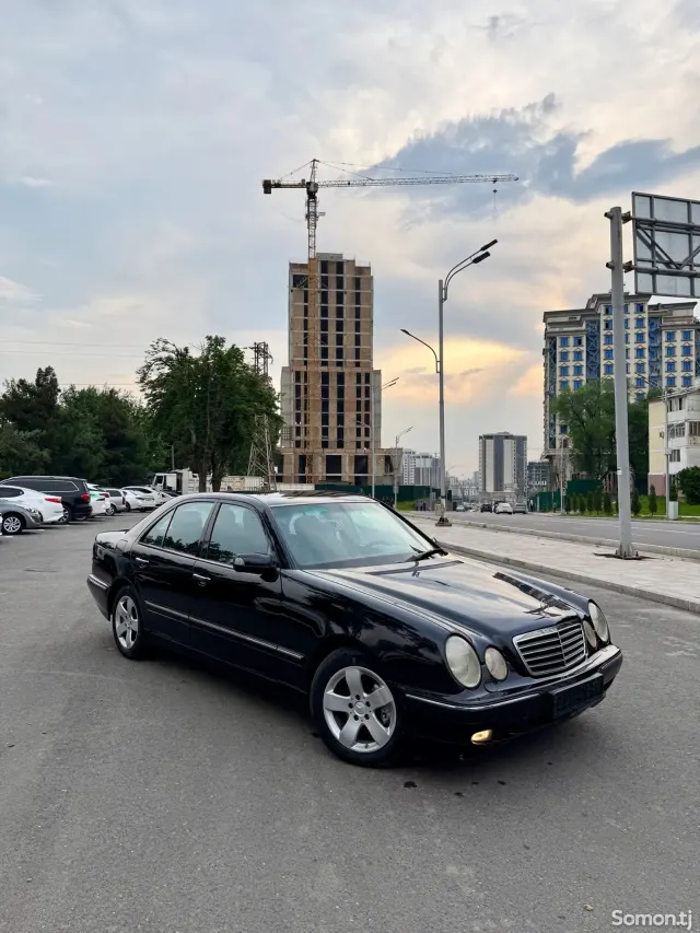 Mercedes-Benz E class 2001 · 2.3 AT