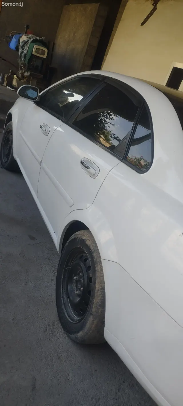 Chevrolet Lacetti 2006 · 1.8 MT