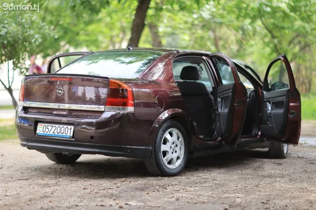 Opel Vectra C 2004 · 1.8 MT
