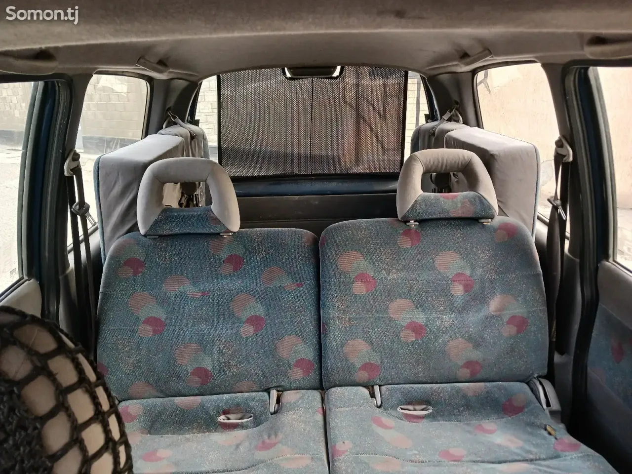 Nissan Serena 1999 · 1.6 MT