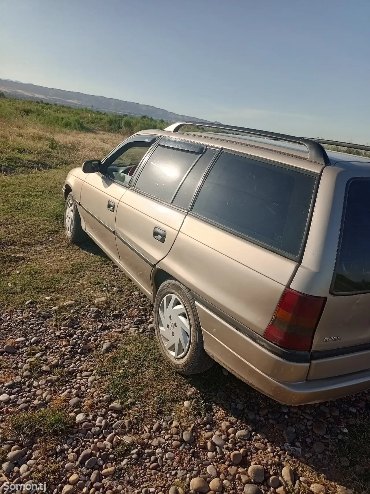 Opel Astra F 1996 · 1.6 MT