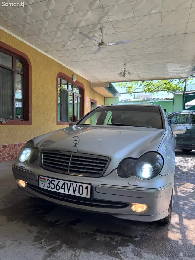 Mercedes-Benz C class 2001 · 2.0 AT