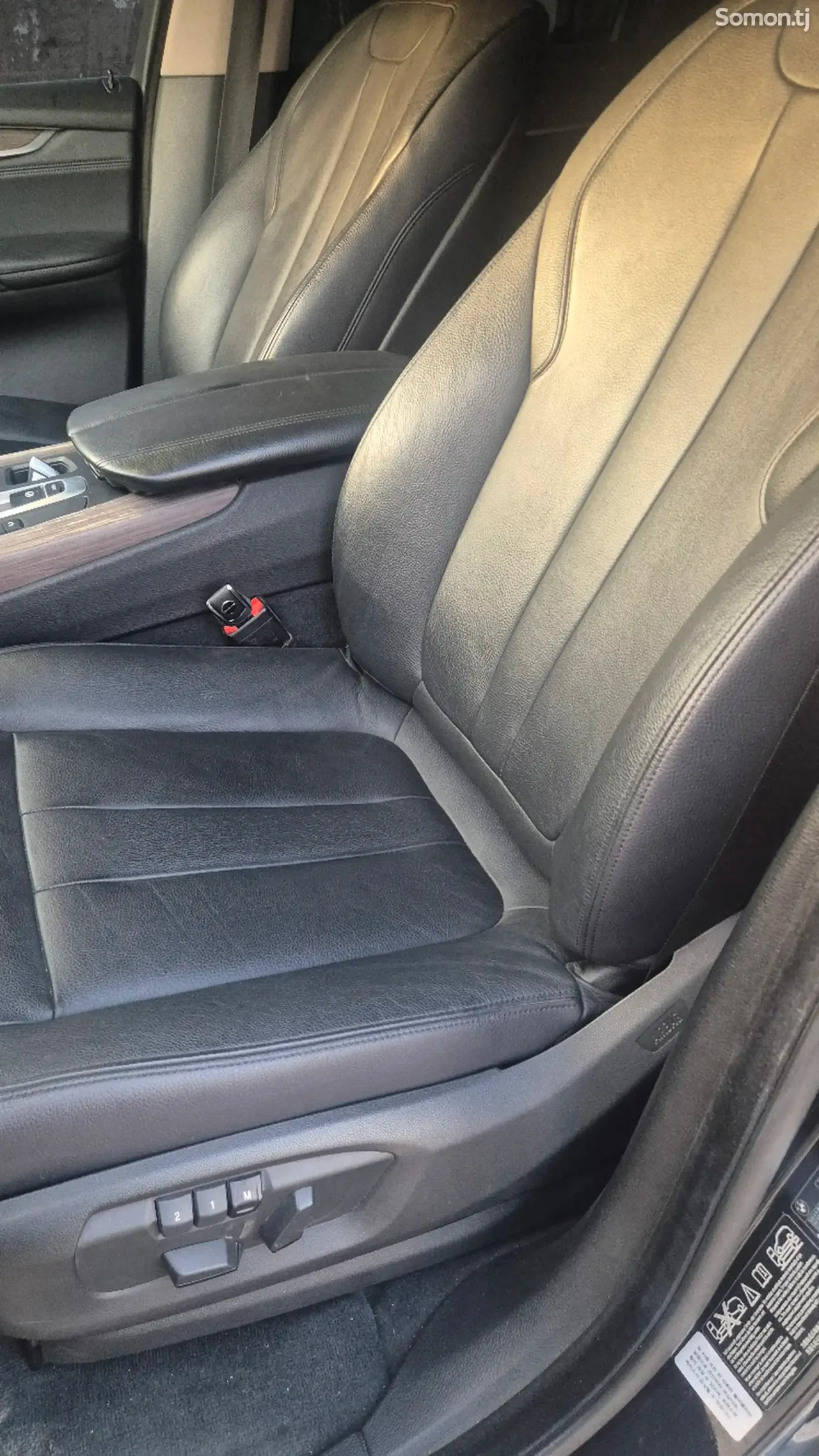 BMW X5 2015 · 3.0 AT