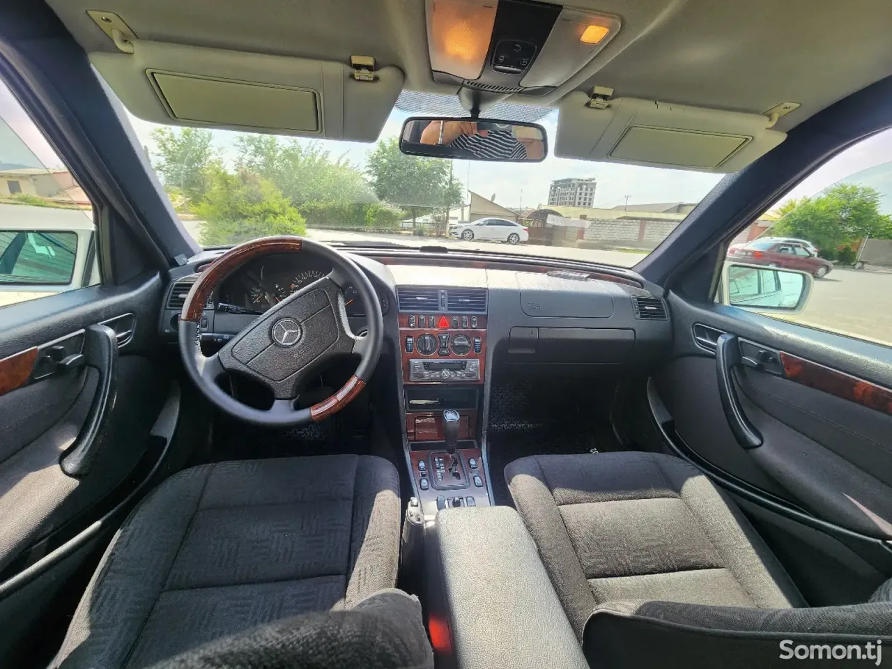 Mercedes-Benz C class 1999 · 2.4 AT