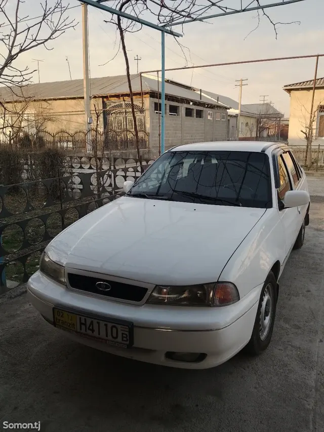 Daewoo Nexia 1996 · 1.6 MT