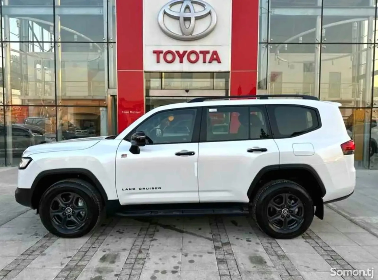 Toyota Land Cruiser 2026 · 3.5 AT