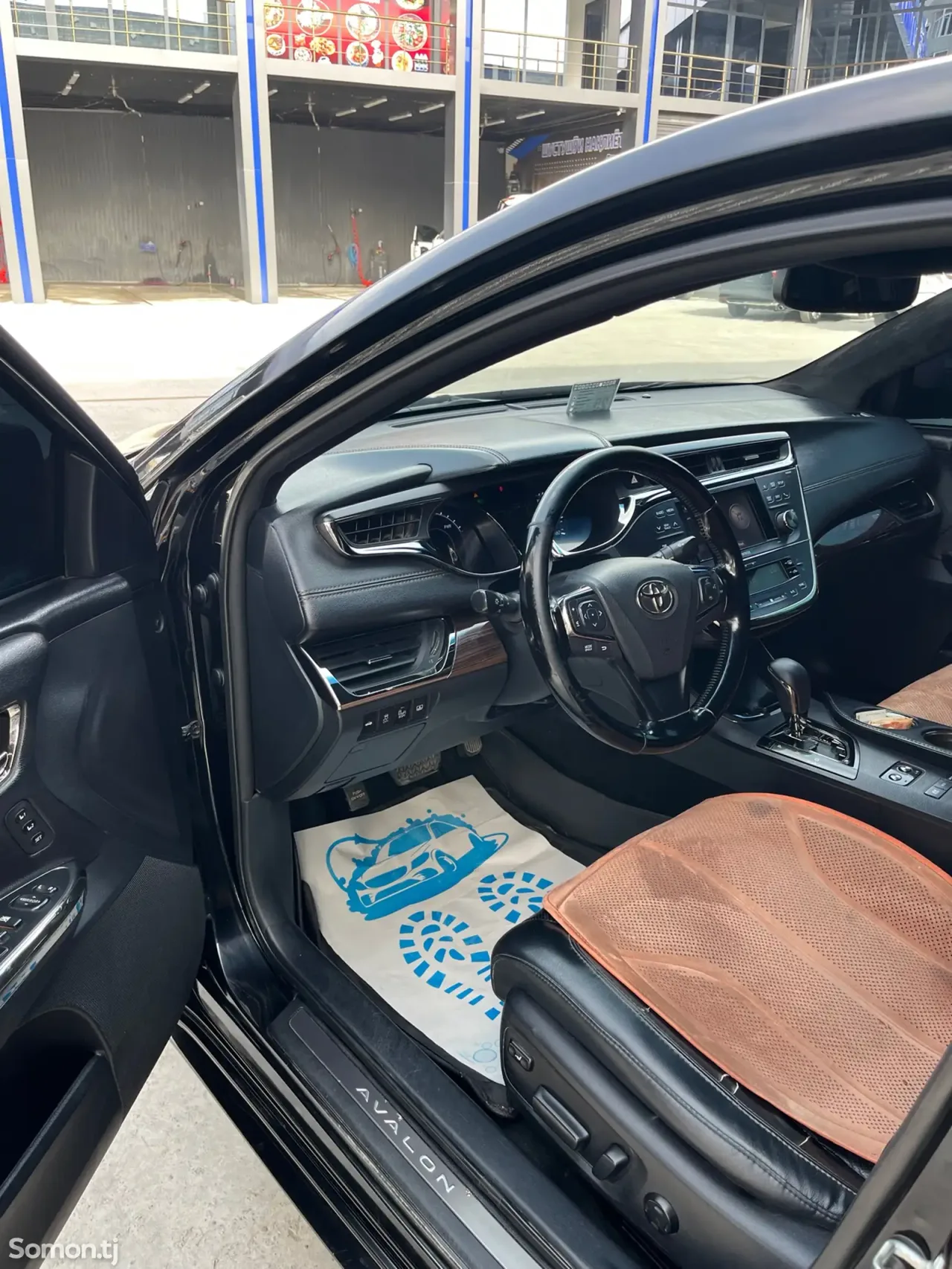 Toyota Avalon 2015 · 2.5 AT