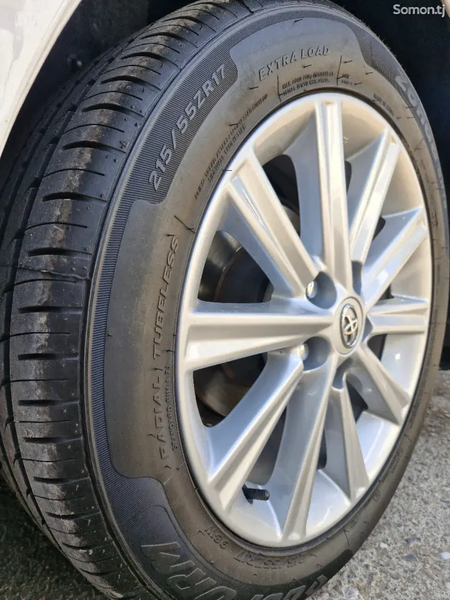 Toyota Camry 2012 · 2.5 AT