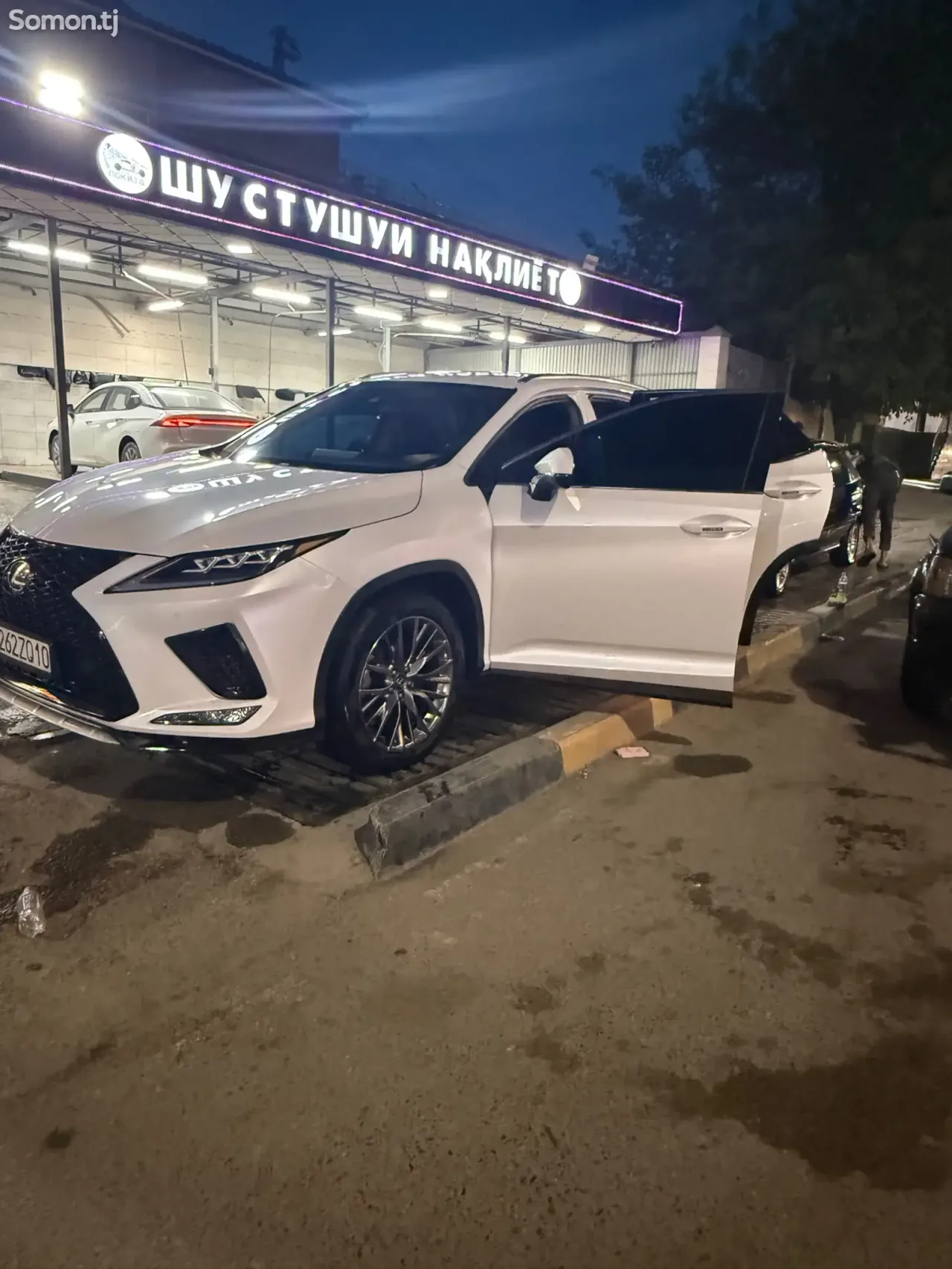Lexus RX series 2017 · 3.5 AT