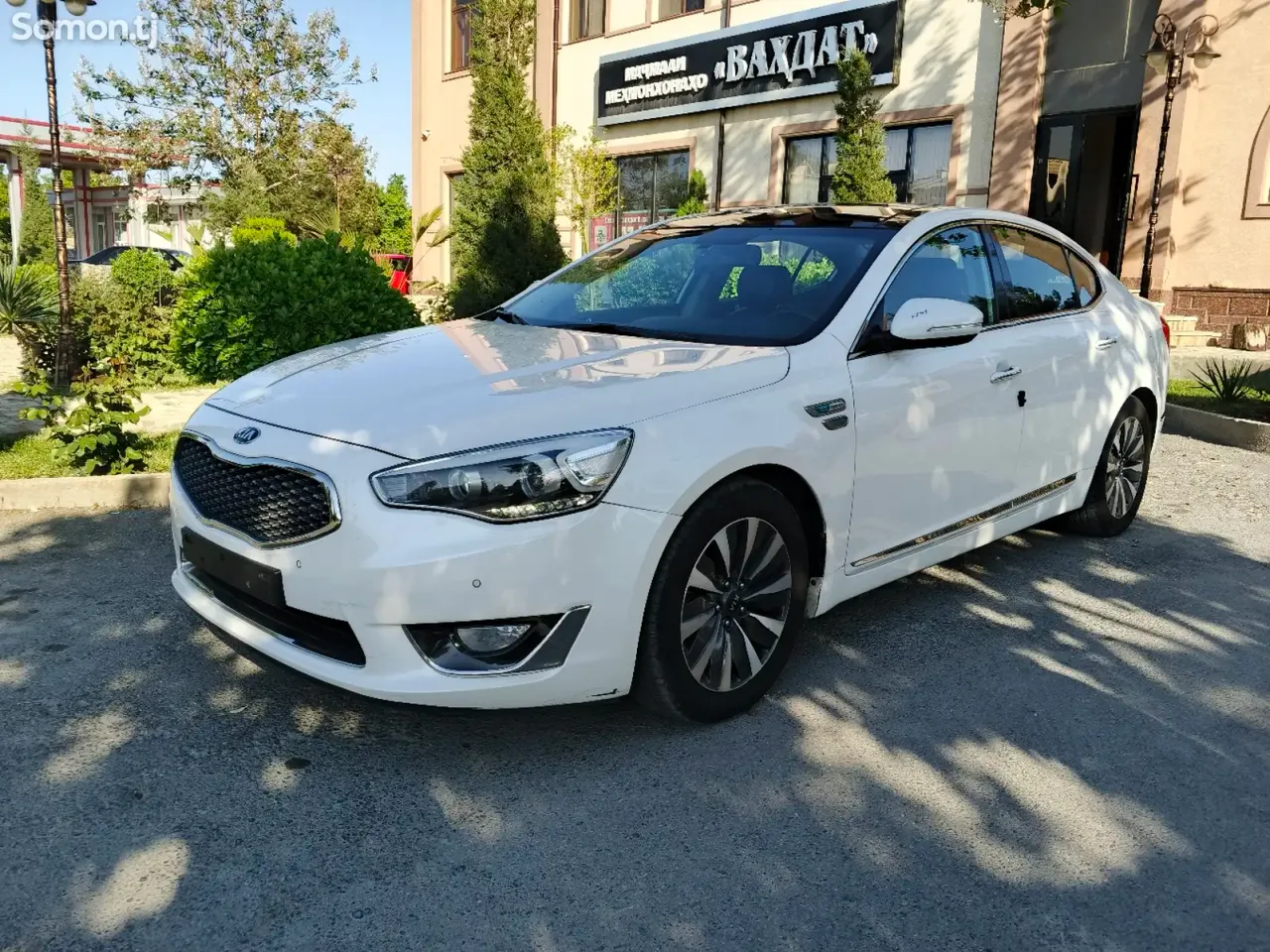 Kia K7 2014 · 2.4 AT