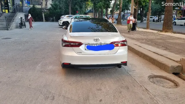 Toyota Camry 2023 · 2.5 AT