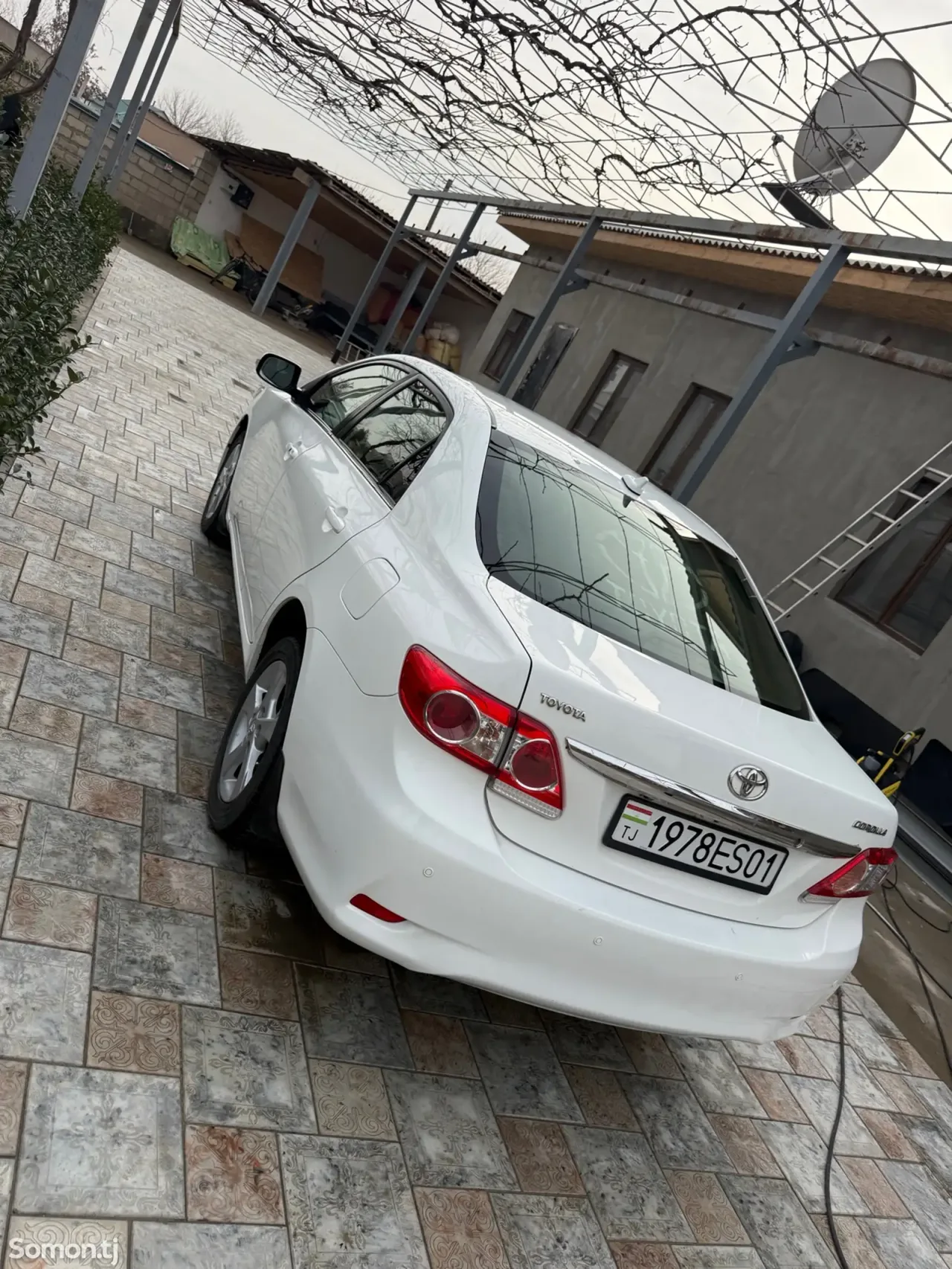 Toyota Corolla 2012 · 1.6 AT