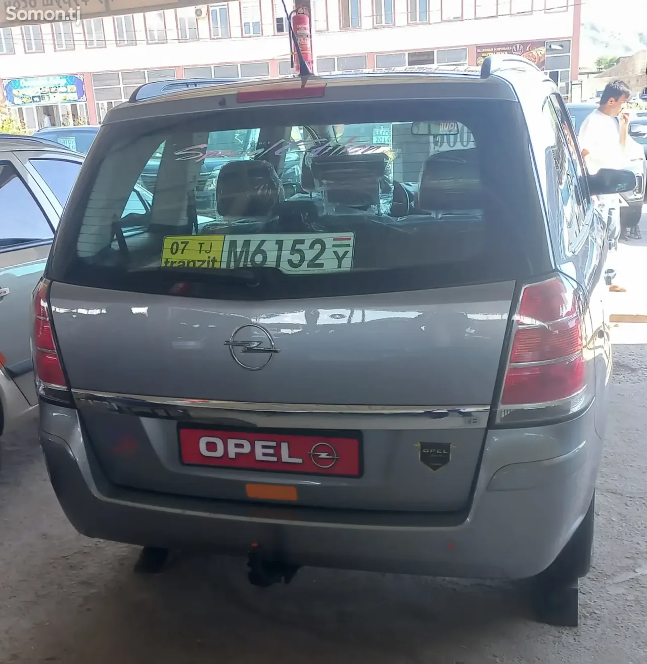 Opel Zafira 2006 · 1.8 MT