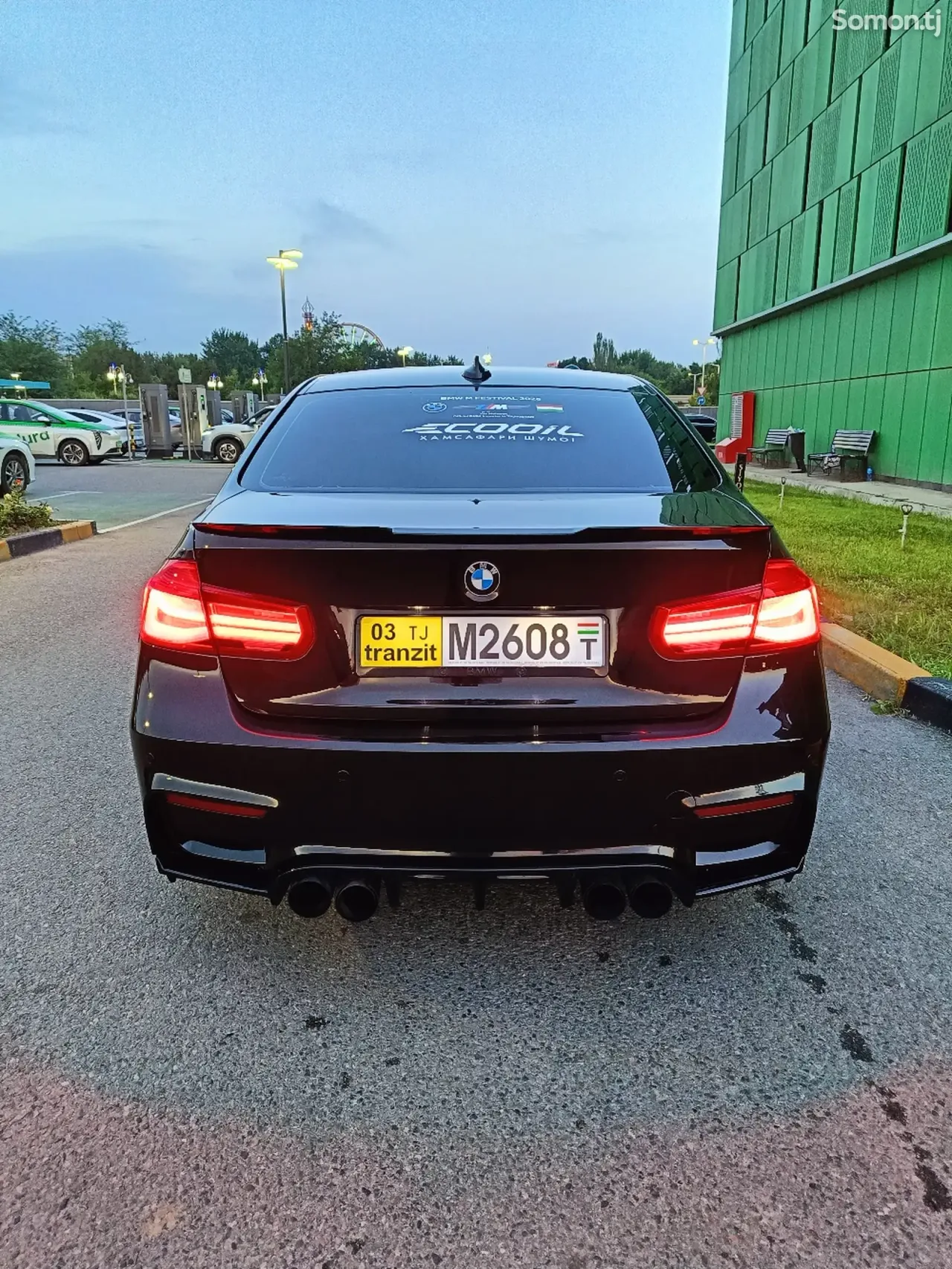 BMW 3 series 2016 · 2.0 AT