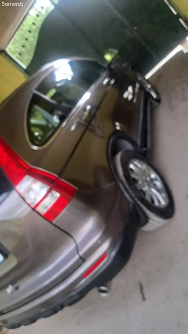 Honda CR-V 2011 · 2.4 AT