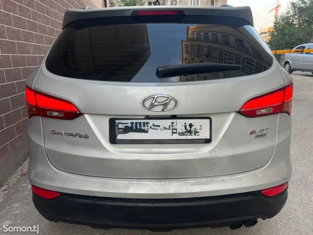 Hyundai Santa Fe 2015 · 2.0 AT