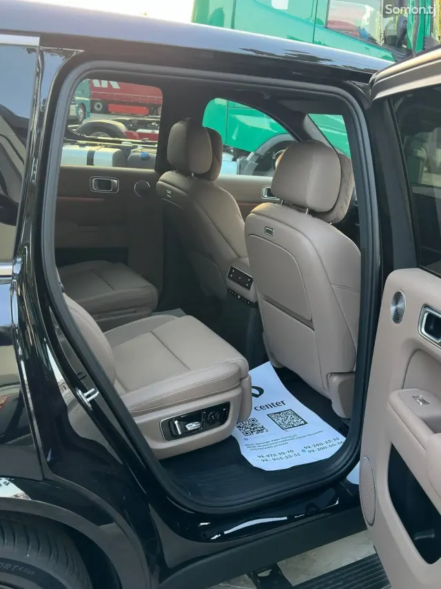 Li Auto (Lixiang) L9 2025 · 4.0 AMT