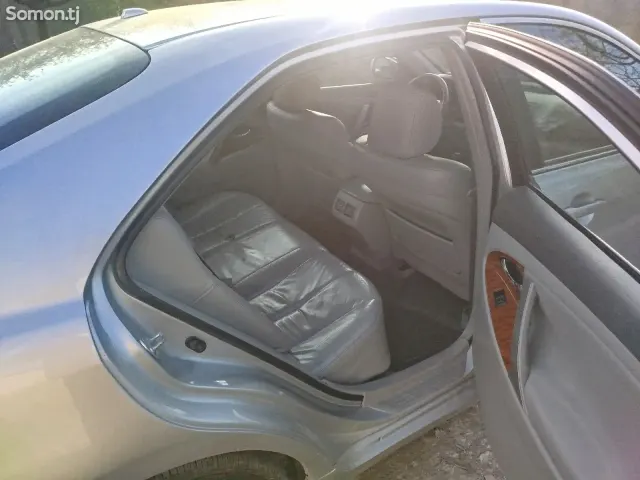 Toyota Camry 2011 · 2.5 AT