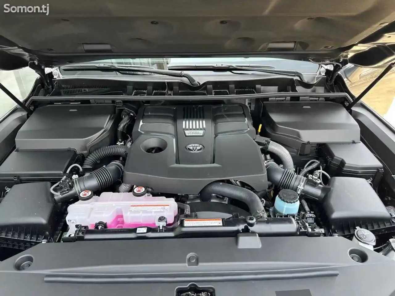 Toyota Land Cruiser 2026 · 3.5 AT