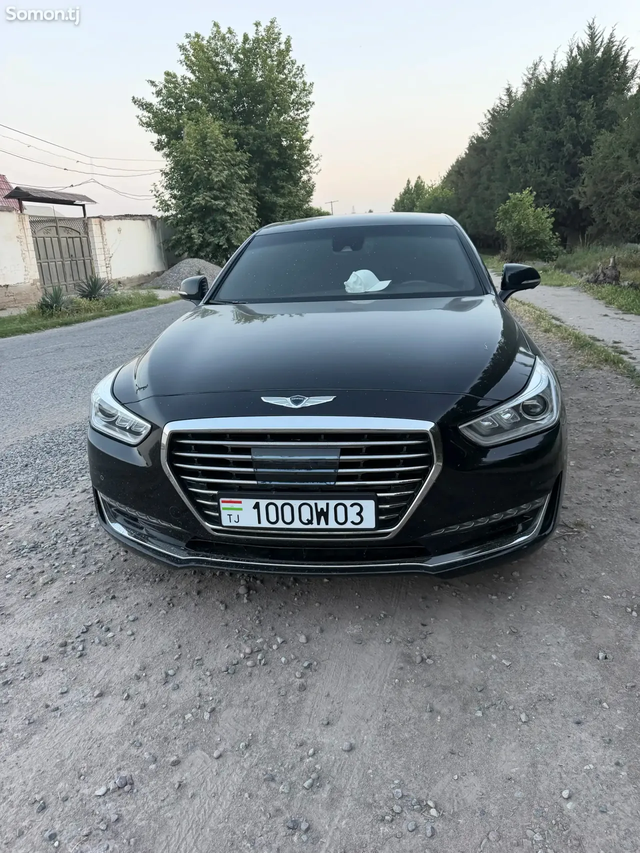 Hyundai Genesis 2018 · 3.8 AT