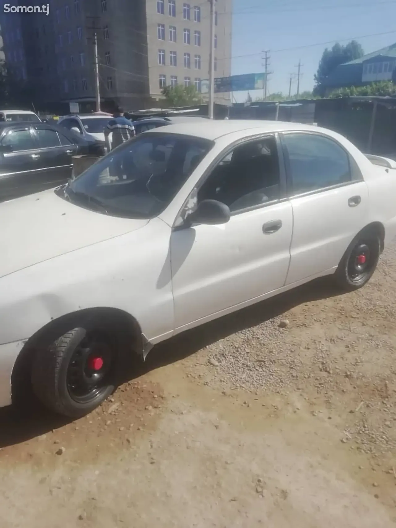 Daewoo Lanos 1997 · 1.6 MT