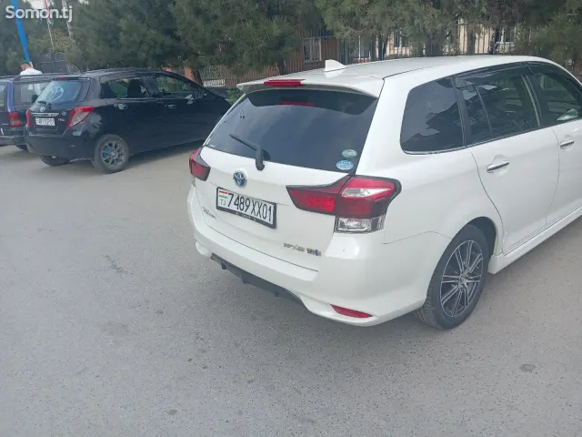Toyota Fielder 2015 · 1.5 AT