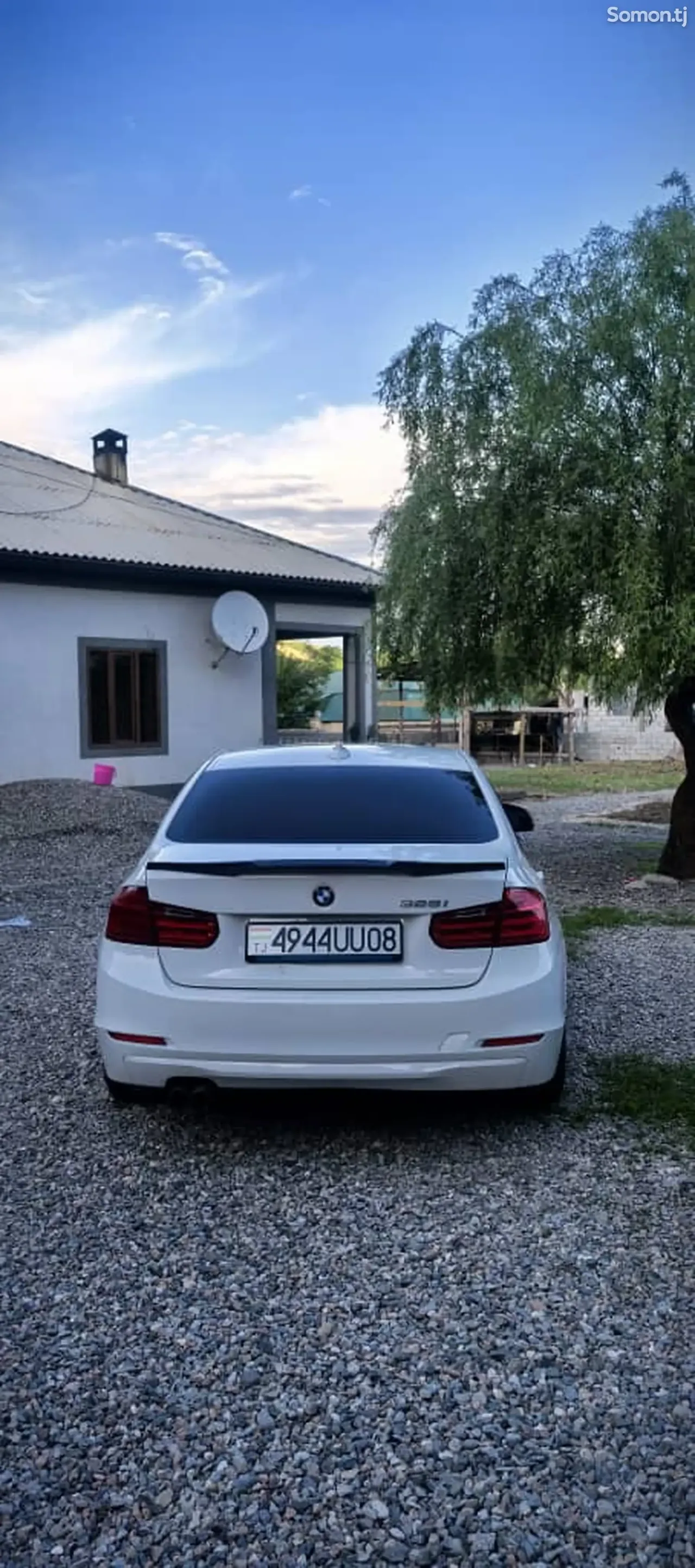 BMW 3 series 2012 · 2.0 AT