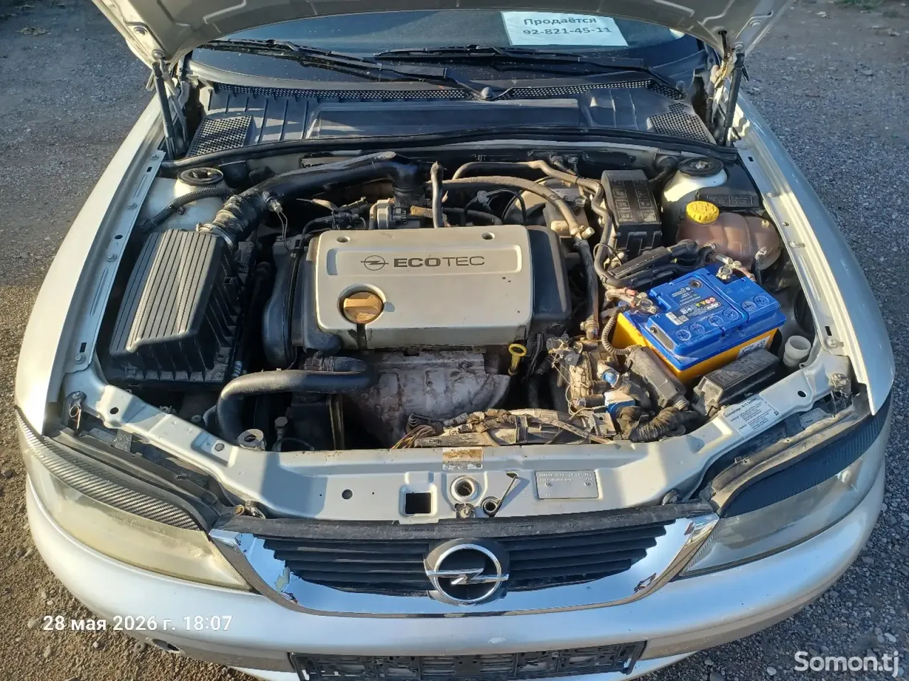 Opel Vectra B 2000 · 1.6 MT