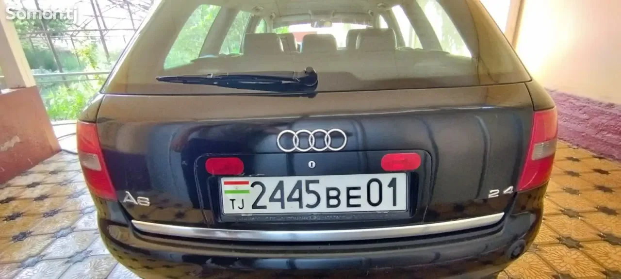 Audi A6 2002 · 2.4 AT