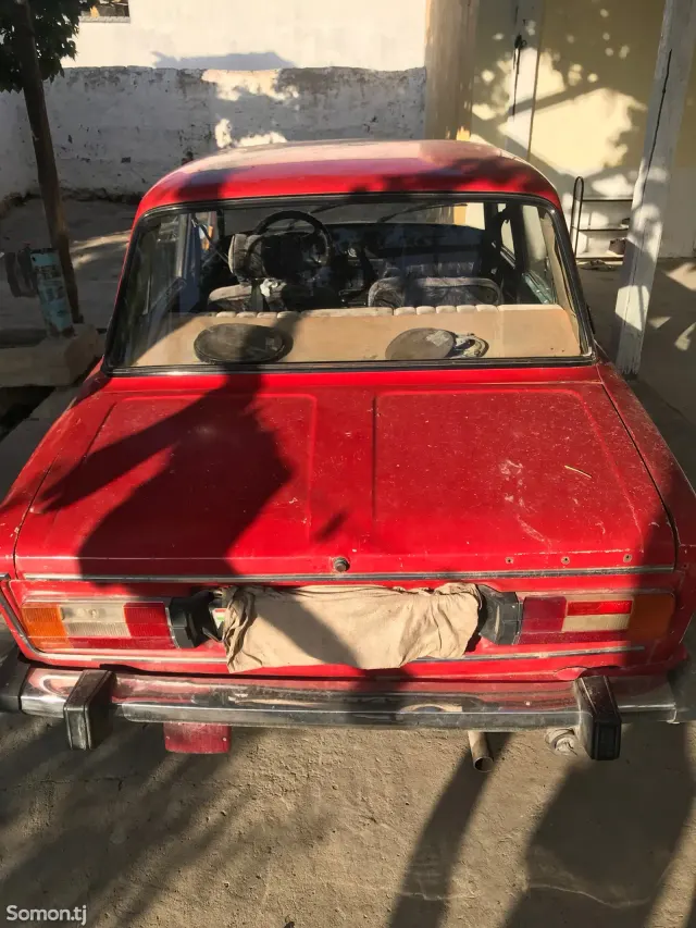 Lada (ВАЗ) 2106 1986 · 0.6 MT