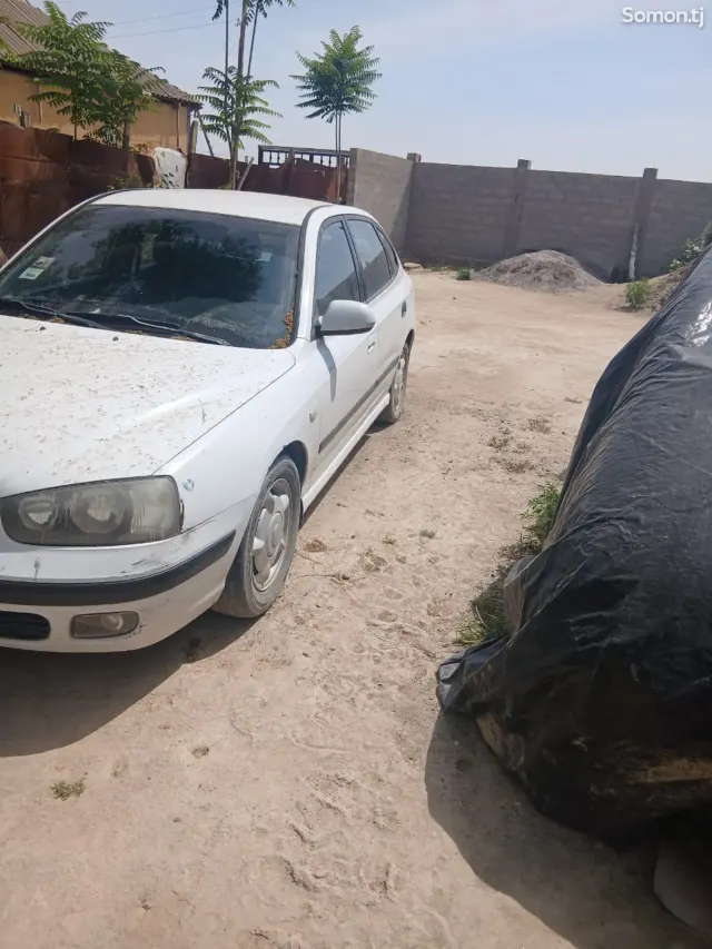 Hyundai Avante 2000 · 1.6 AT