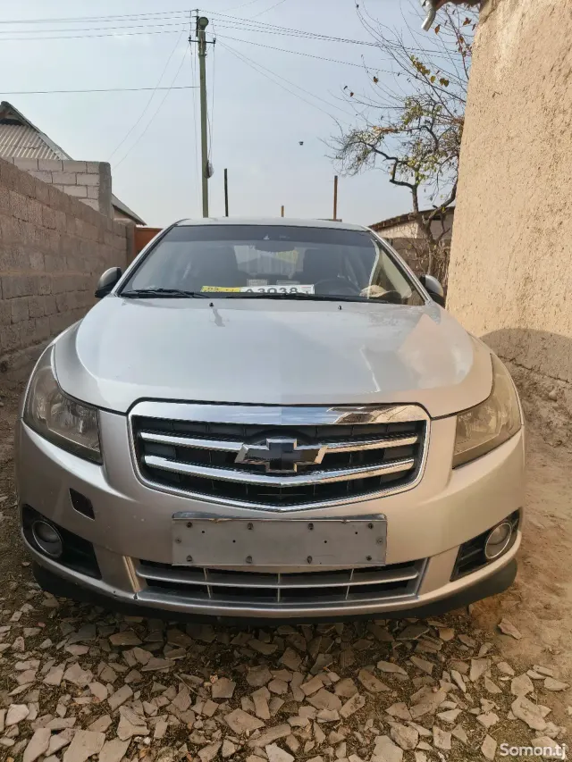 Chevrolet Cruze 2009 · 1.8 MT