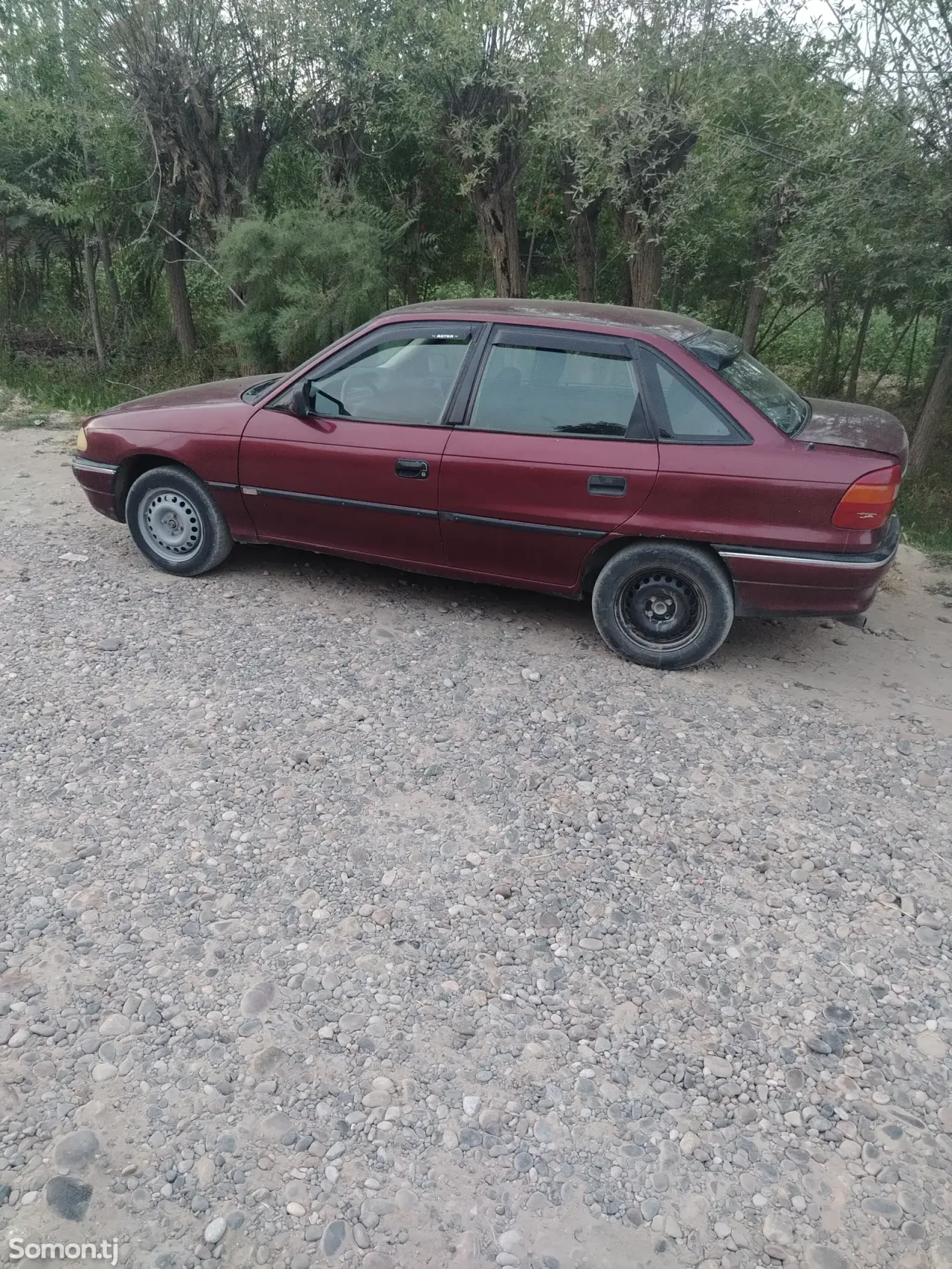 Opel Astra F 1993 · 1.7 MT