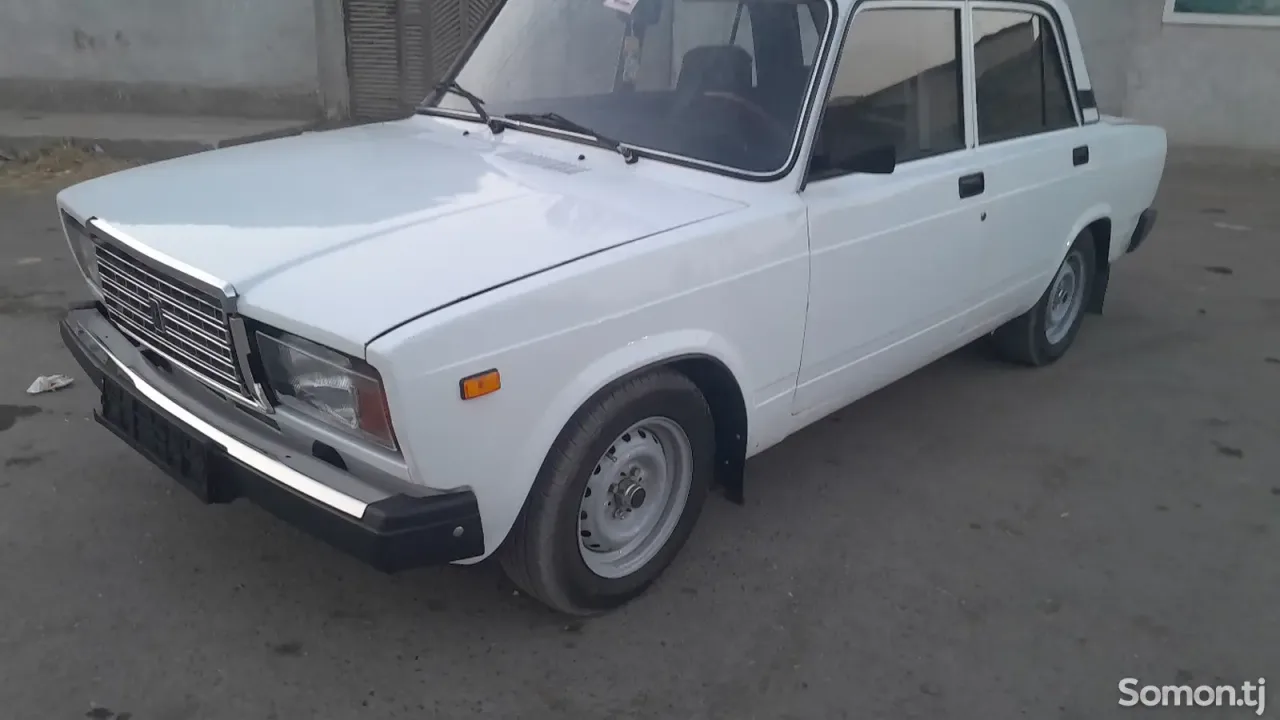 Lada (ВАЗ) 2107 2007 · 1.6 MT