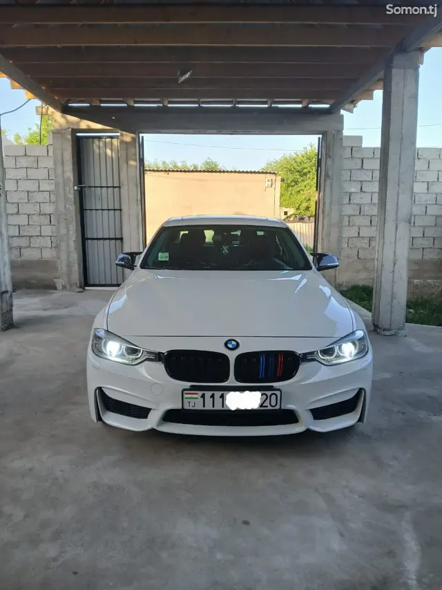 BMW 3 series 2013 · 2.0 AT