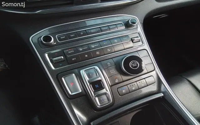 Hyundai Santa Fe 2021 · 2.2 AT