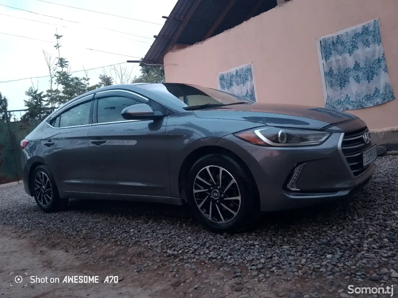 Hyundai Elantra 2017 · 2.0 AT