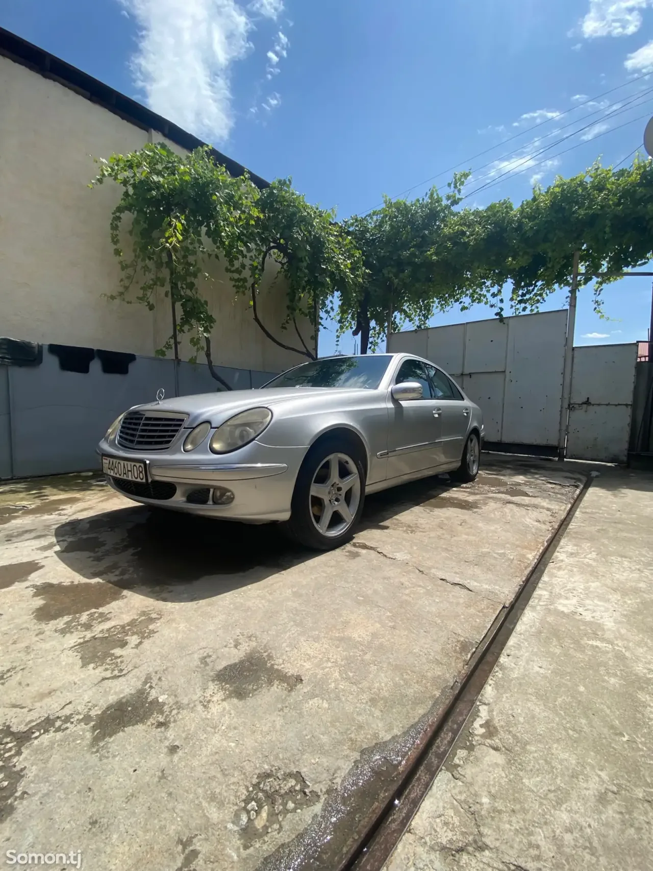 Mercedes-Benz E class 2003 · 2.5 AT
