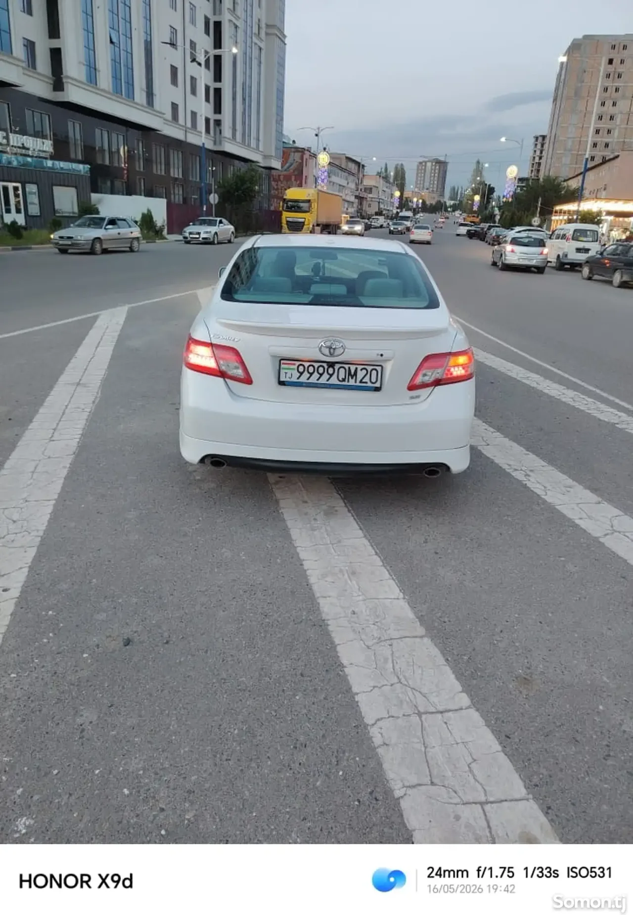 Toyota Camry 2011 · 2.5 AT