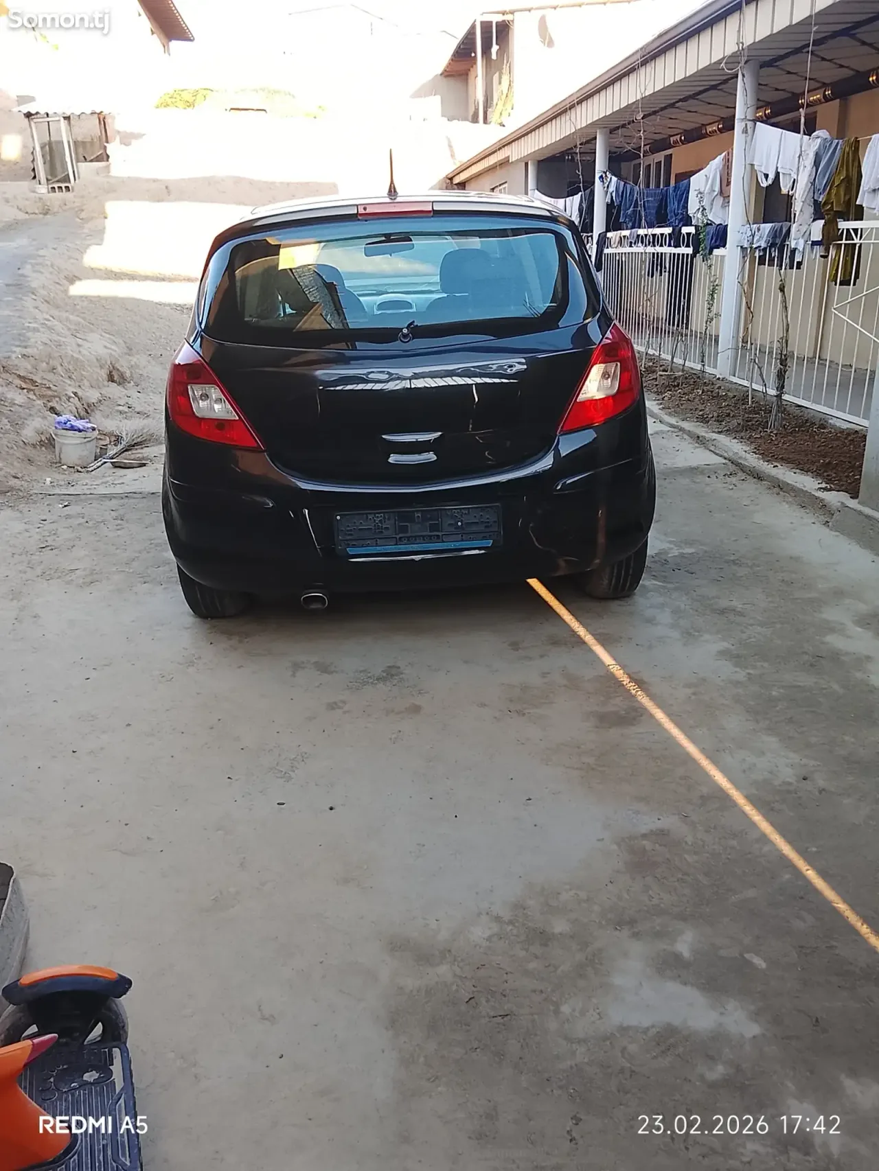 Opel Corsa 2010 · 1.6 MT